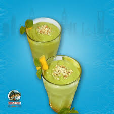 عصير افوكادو بالمكسرات